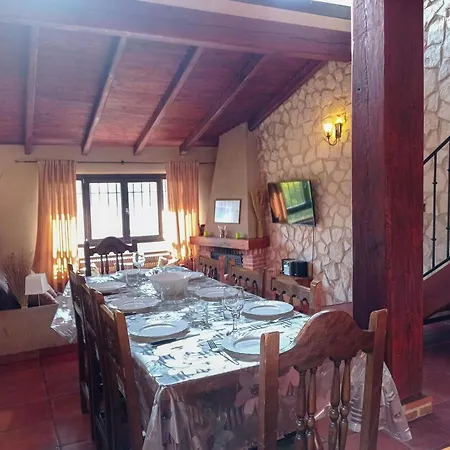 La Tejada Del Valle Holiday home *